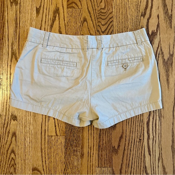 NWOT J.Crew 3" City Fit Chino Short - Khaki - Picture 3 of 4